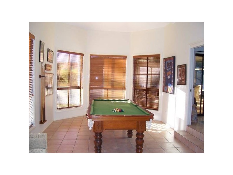 12 Seaspray Close, Caves Beach NSW 2281
