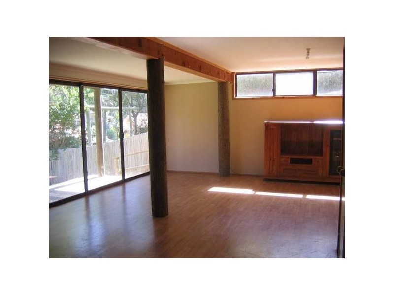 44 Oceanview Parade, Caves Beach NSW 2281