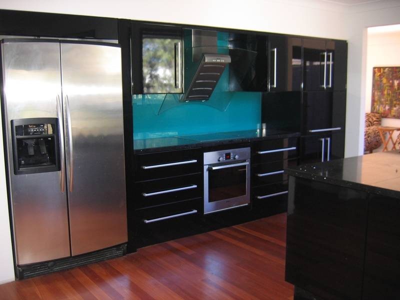 12 Park Avenue, Caves Beach NSW 2281