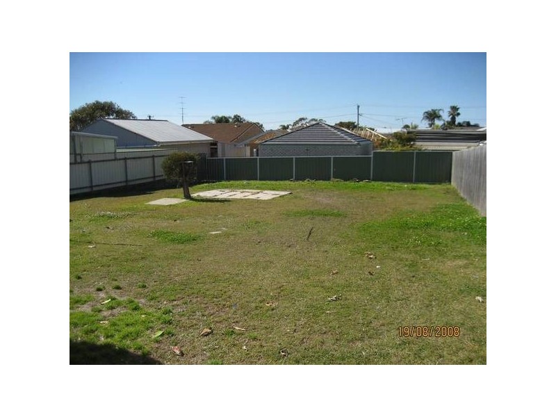 39 Macquarie Grove, Caves Beach NSW 2281