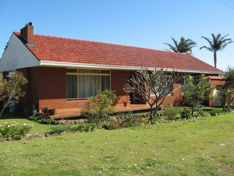 20 Harry Street, Belmont South NSW 2280