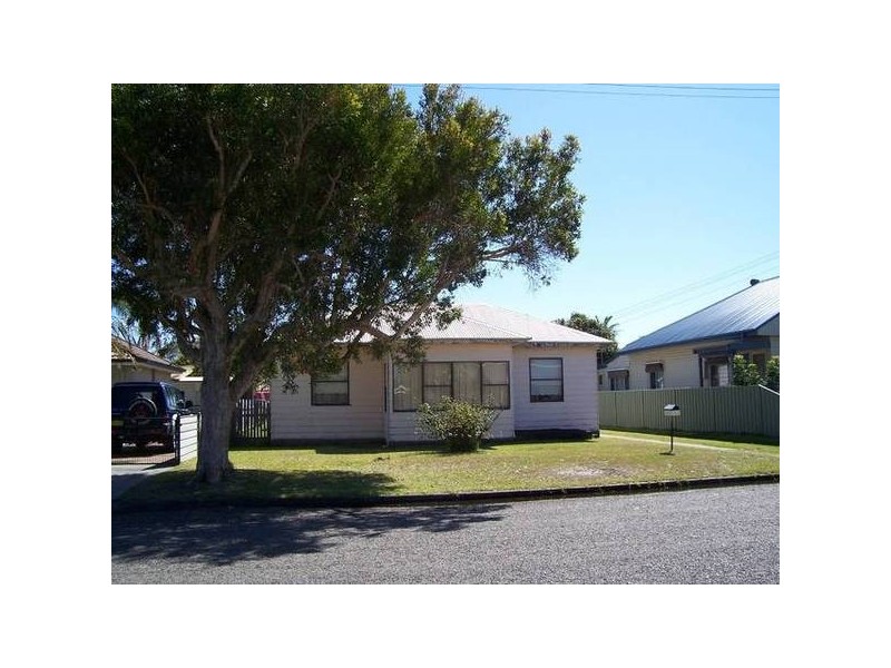 35 Boikon Street, Blacksmiths NSW 2281