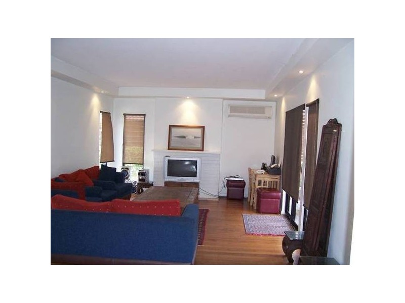 2 carawa street, Blacksmiths NSW 2281