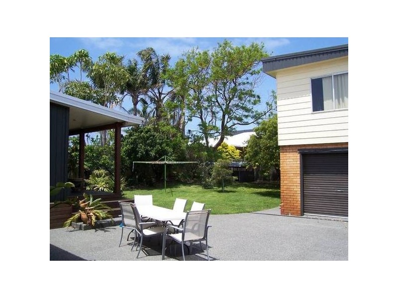 2 carawa street, Blacksmiths NSW 2281