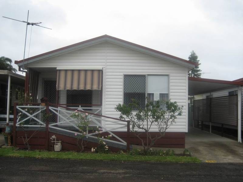 109 Bluegum Road (Sunstrip Park), Blacksmiths NSW 2281