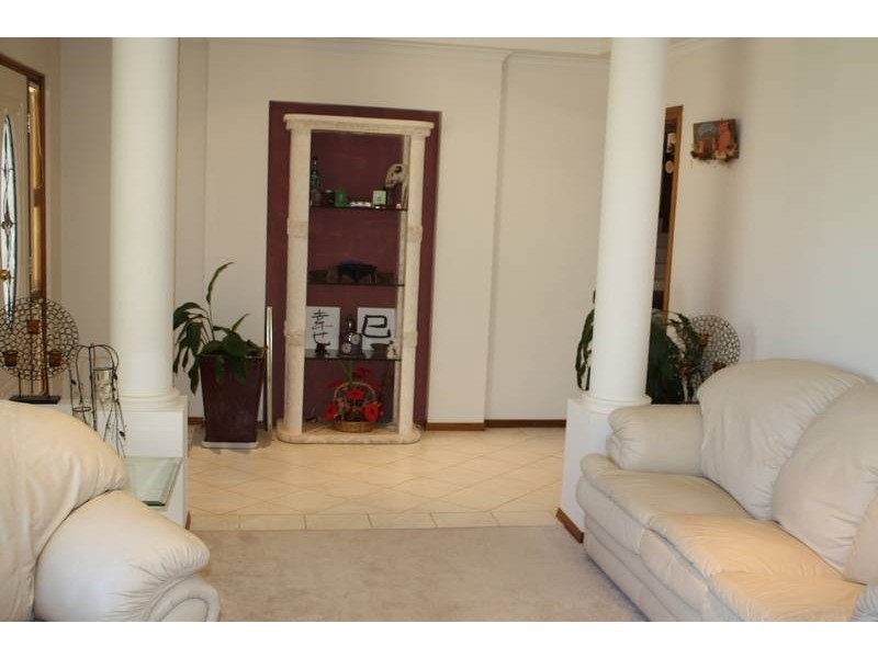 6 Prasad Court, Hillbank SA 5112