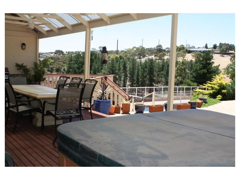 6 Prasad Court, Hillbank SA 5112