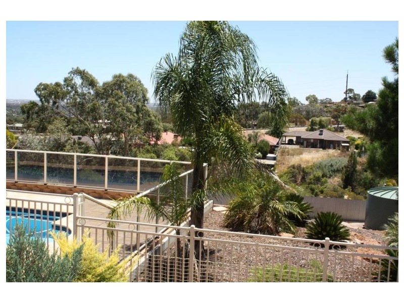 6 Prasad Court, Hillbank SA 5112