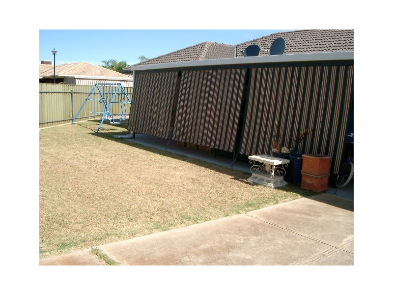 1 James Court, Parafield Gardens SA 5107