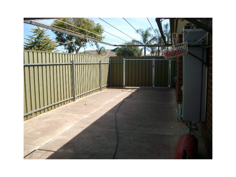 1 James Court, Parafield Gardens SA 5107