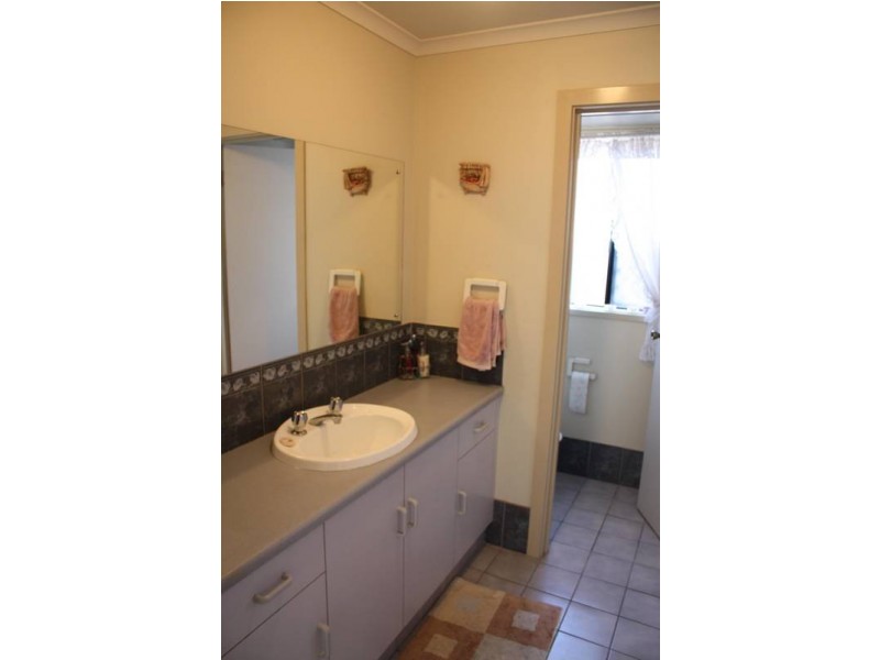 27 Hope Drive, Paralowie SA 5108