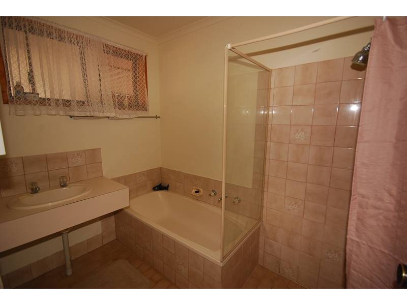 8 Reynolds Drive, Paralowie SA 5108