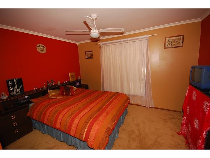 8 Reynolds Drive, Paralowie SA 5108