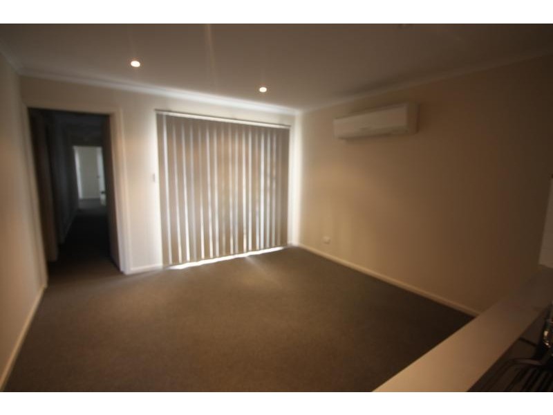 37 Tatura Road, Munno Para West SA 5115