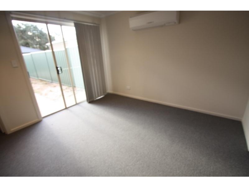 37 Tatura Road, Munno Para West SA 5115