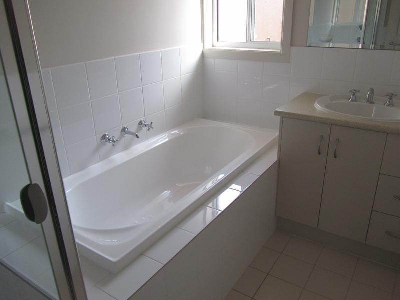 2 Crystal Harmony Court, Sellicks Beach SA 5174