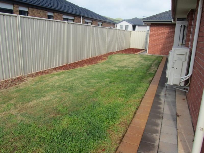 2 Crystal Harmony Court, Sellicks Beach SA 5174