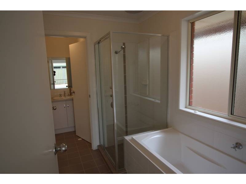 2/16 Rhyne Avenue, Salisbury SA 5108