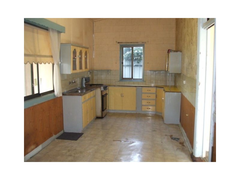 14 Goldsworthy Street, Ethelton SA 5015