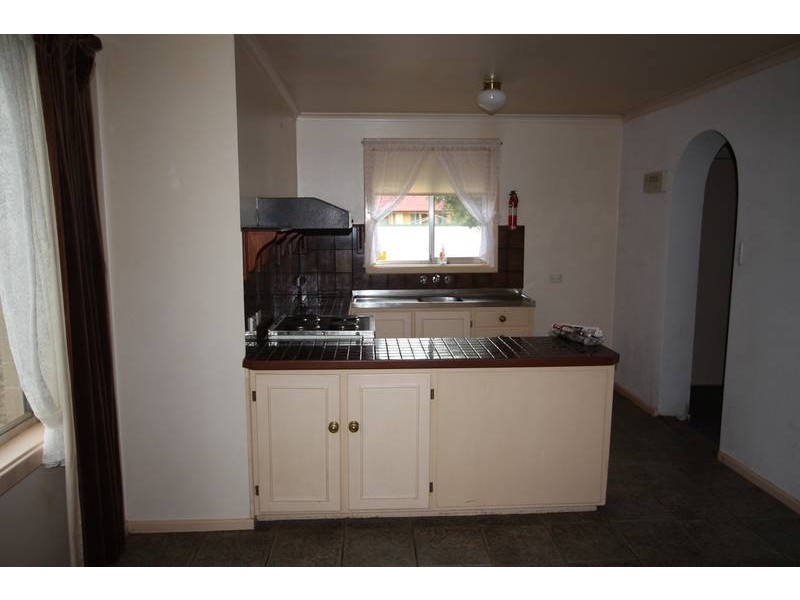 16 Montacute Street, Elizabeth Downs SA 5113