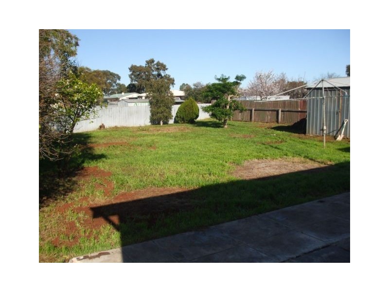 16 Afford Street, Elizabeth Grove SA 5112