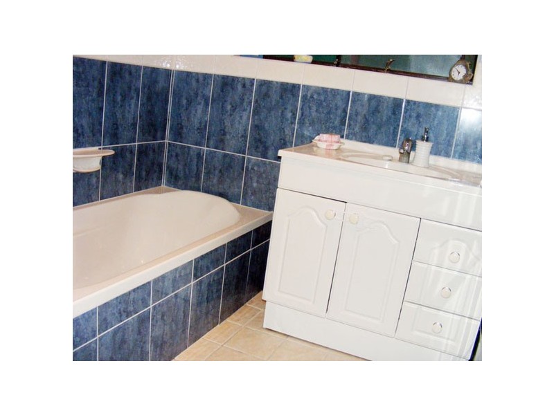 16 Dublin Avenue, Salisbury Downs SA 5108