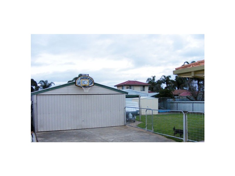 16 Dublin Avenue, Salisbury Downs SA 5108