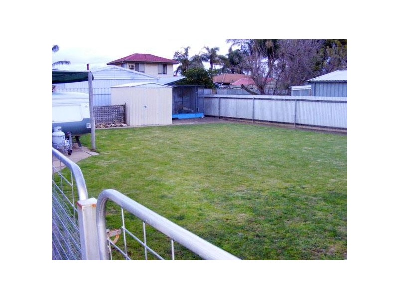 16 Dublin Avenue, Salisbury Downs SA 5108