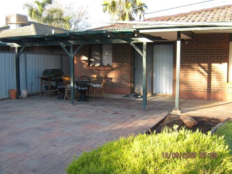 4 Post Avenue, Salisbury SA 5108