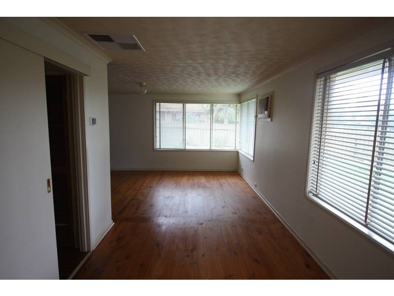 31 Francis Crescent, Salisbury Heights SA 5109