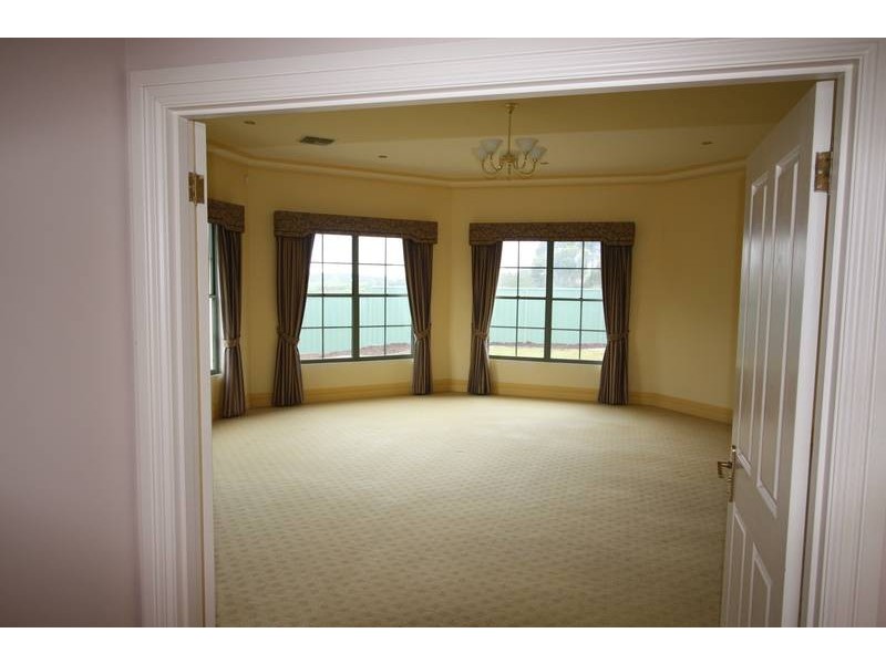 18 Oradala Court, Salisbury Heights SA 5109