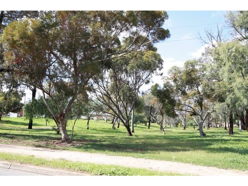 30 Carol Drive, Para Hills SA 5096