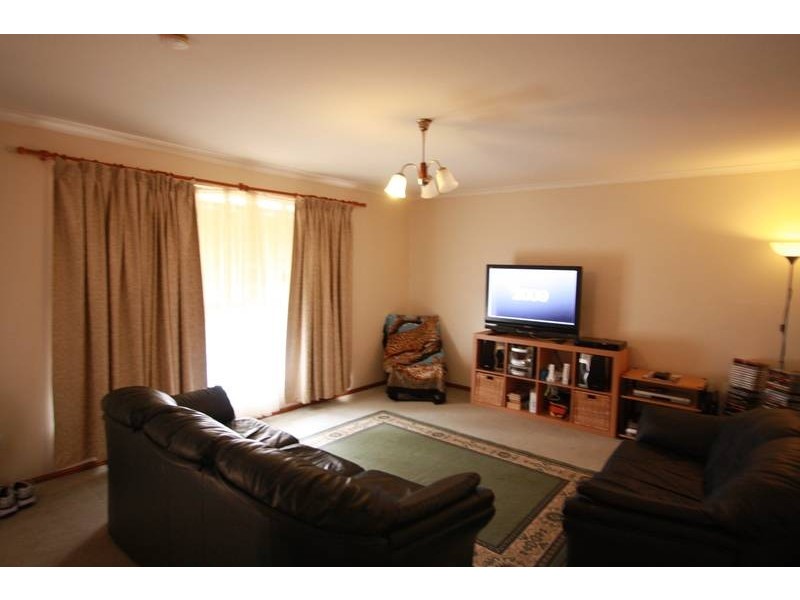 7 Trundle Crt, Parafield Gardens SA 5107