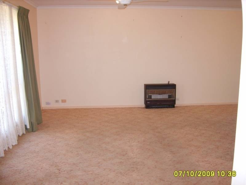 23 Tecoma Court, Parafield Gardens SA 5107