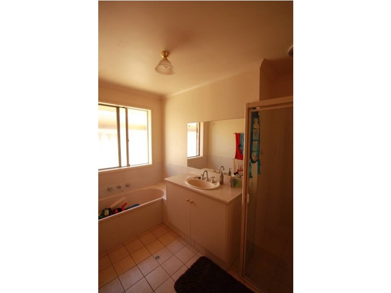 11 Gallina Grove,, Burton SA 5110