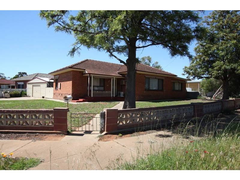 23 Lockerly Street, Elizabeth Vale SA 5112