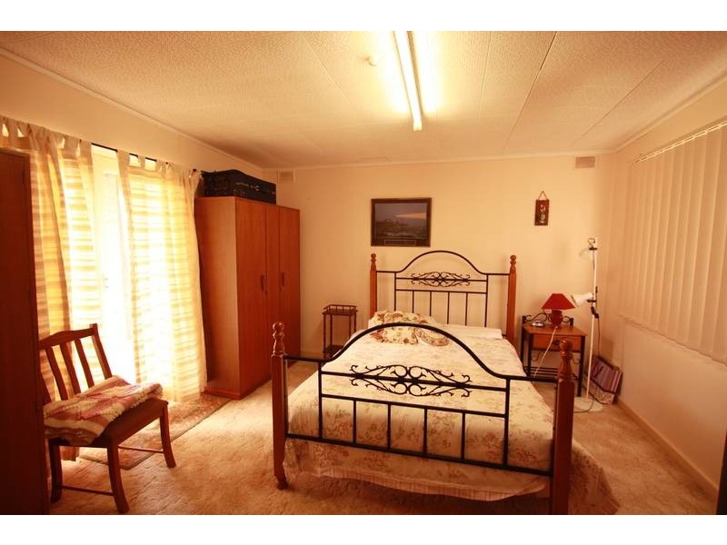 23 Lockerly Street, Elizabeth Vale SA 5112