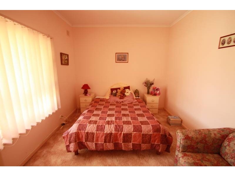 23 Lockerly Street, Elizabeth Vale SA 5112