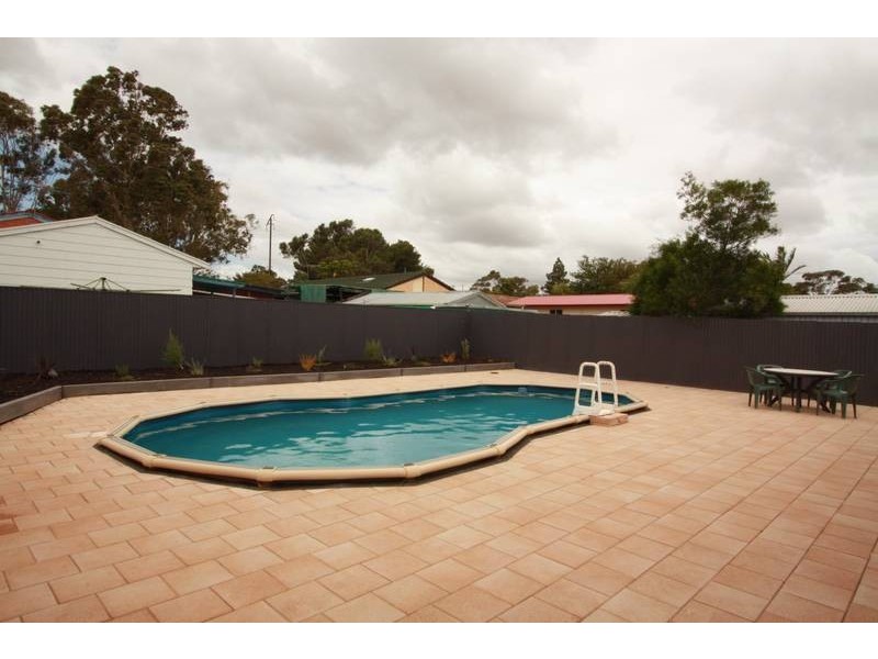 10 McCullogh Street, Elizabeth Downs SA 5113