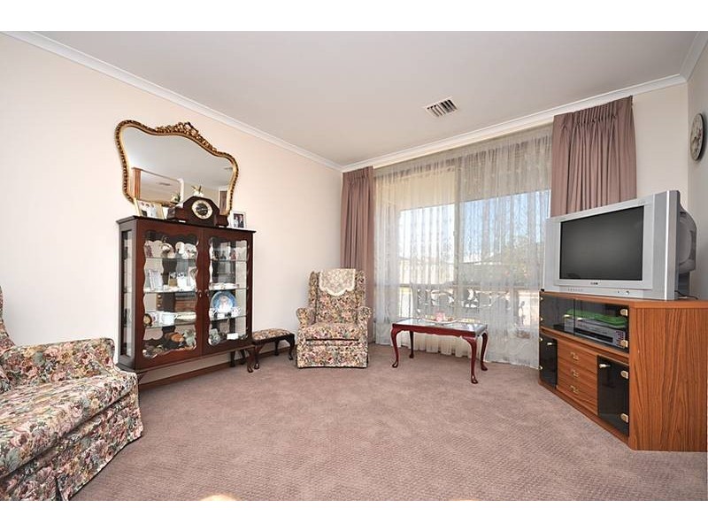 8 Edgewater Place,, Burton SA 5110