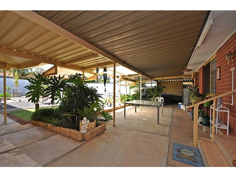 5 Wimborne Street, Elizabeth Downs SA 5113