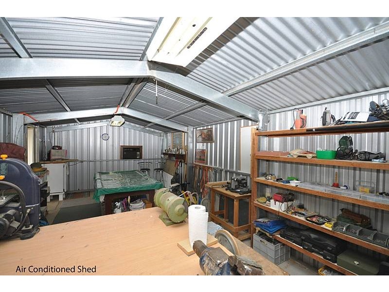 5 Wimborne Street, Elizabeth Downs SA 5113