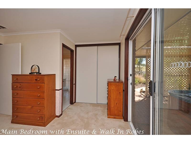 2 Hart Court, Parafield Gardens SA 5107
