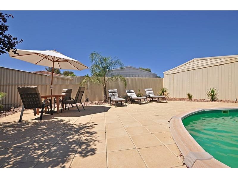 2 Hart Court, Parafield Gardens SA 5107