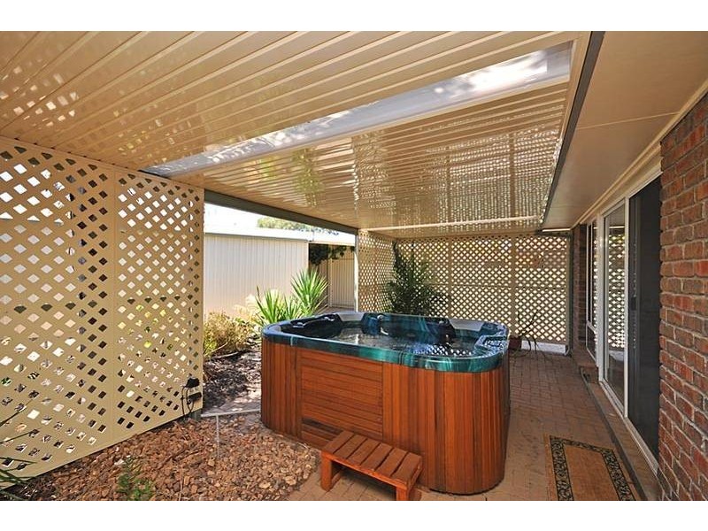 2 Hart Court, Parafield Gardens SA 5107