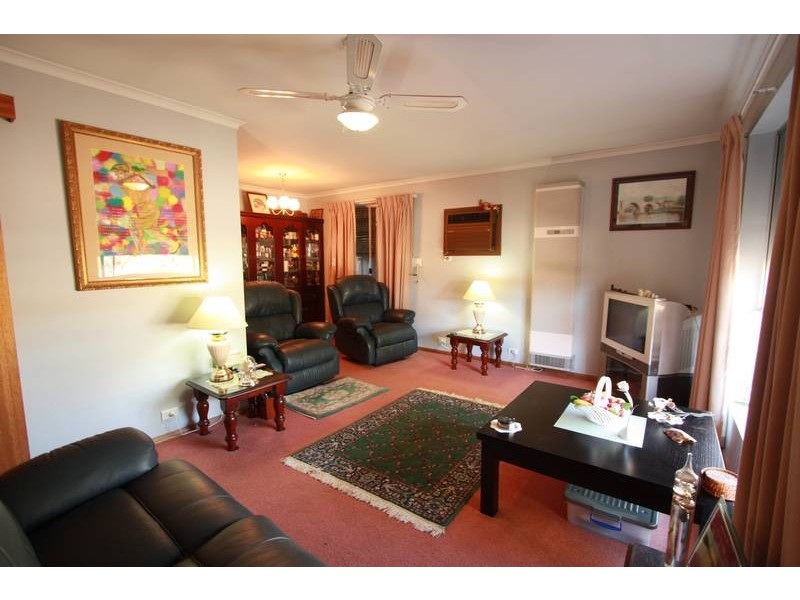 4 Rush Court, Parafield Gardens SA 5107