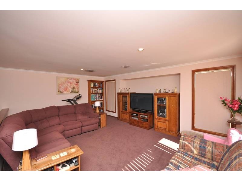 29 Waterside Drive, Burton SA 5110