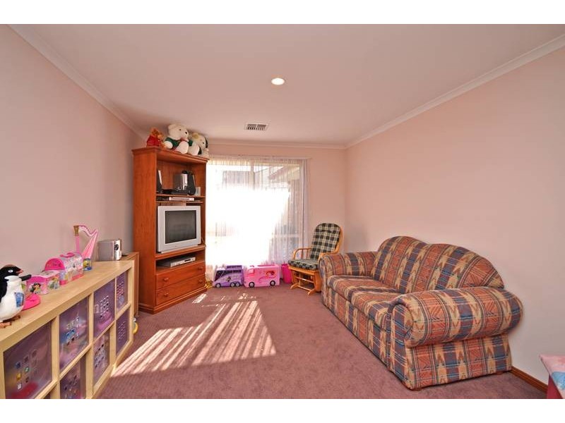 29 Waterside Drive, Burton SA 5110