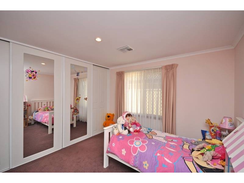 29 Waterside Drive, Burton SA 5110