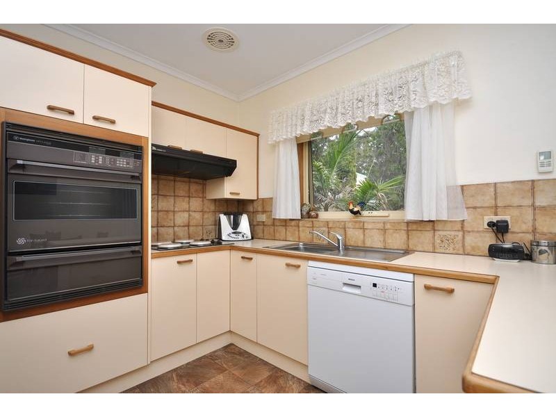 15 Ascham Road, Hope Valley SA 5090